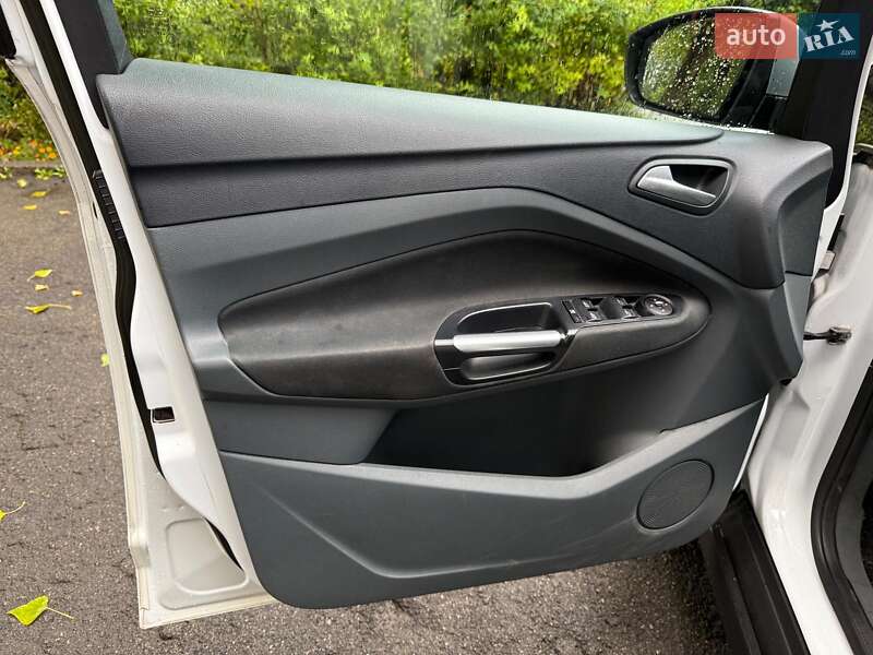 Минивэн Ford C-Max 2012 в Киеве фото 10 Минивэн Ford C-Max 2012 в Киеве