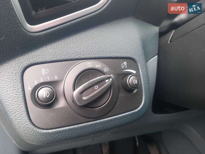 Мінівен Ford C-Max 2013 в Черкасах фото 35 Мінівен Ford C-Max 2013 в Черкасах