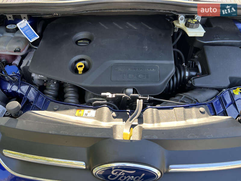 Минивэн Ford C-Max 2015 в Киеве