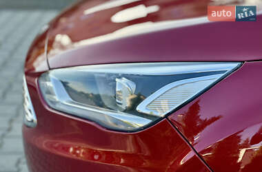 Минивэн Ford C-Max 2016 в 