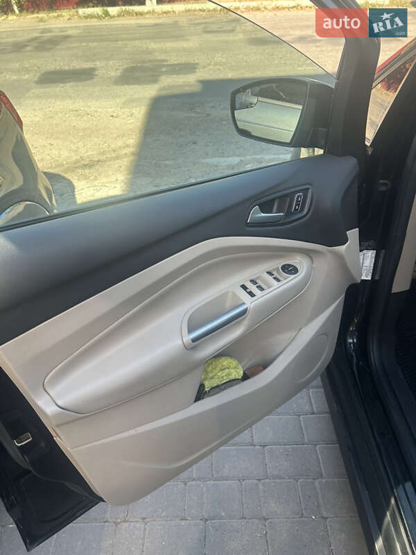 Минивэн Ford C-Max 2014 в Великом Дальнике