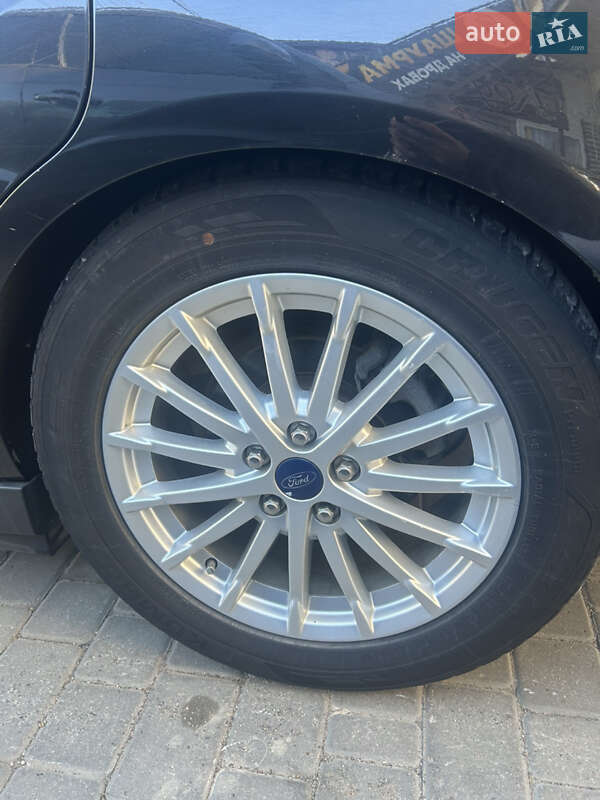 Минивэн Ford C-Max 2014 в Великом Дальнике