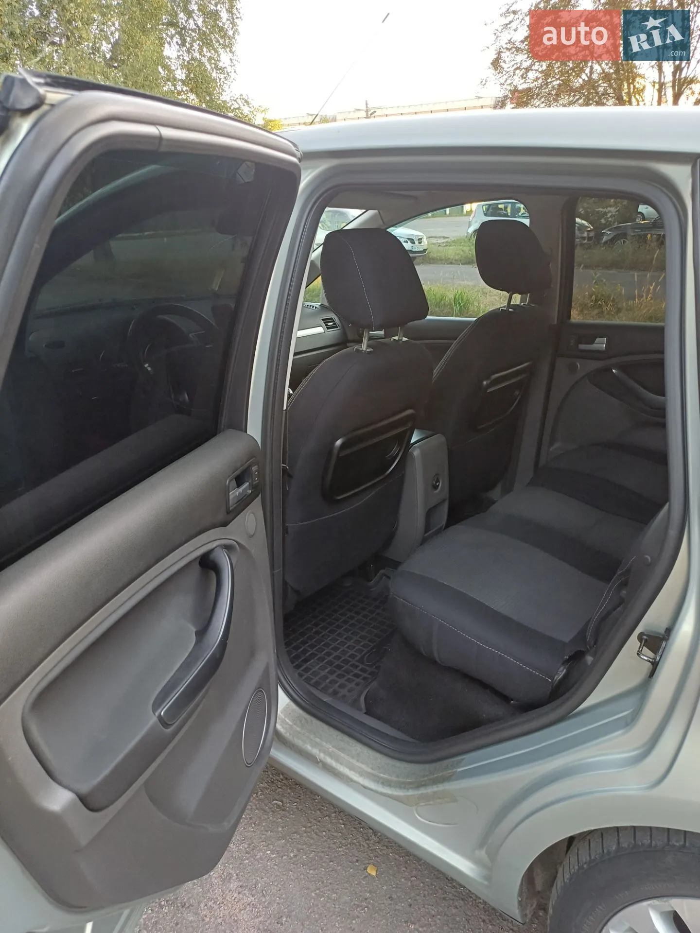 2010 Ford C-MAX - мініатюра 7
