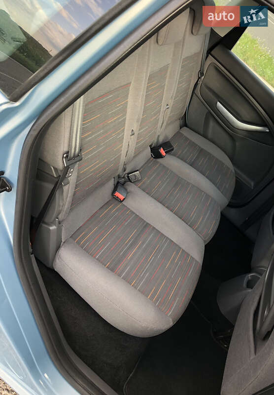 Мінівен Ford C-Max 2008 в Ромнах