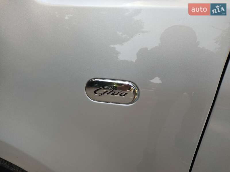 Минивэн Ford C-Max 2010 в Дрогобыче