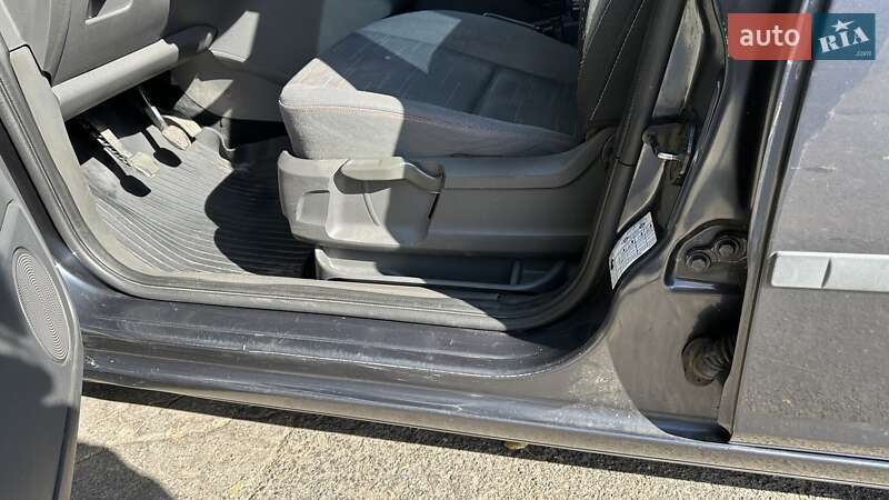 Минивэн Ford C-Max 2007 в Киеве