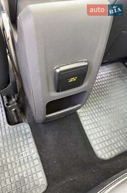 Мінівен Ford C-Max 2009 в 