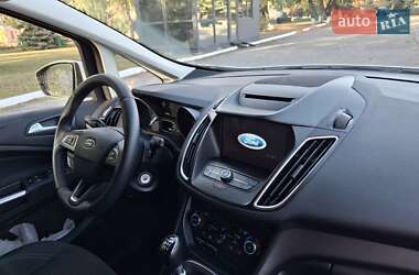 Минивэн Ford C-Max 2019 в 
