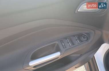 Минивэн Ford C-Max 2019 в 