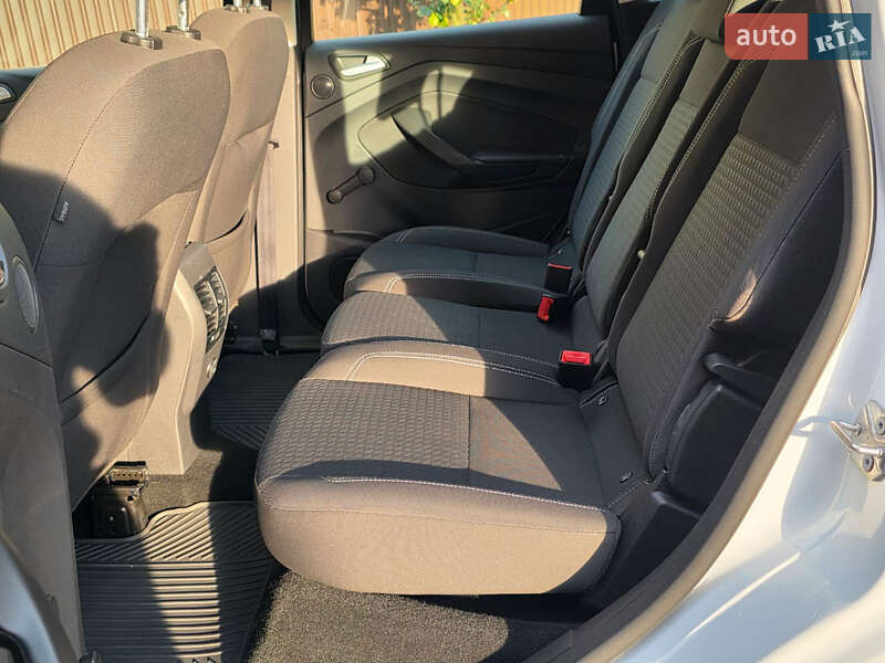 Минивэн Ford C-Max 2016 в Львове