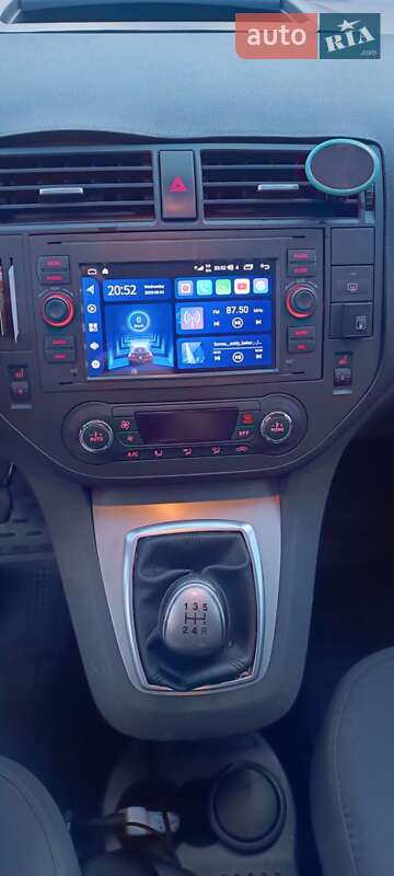 Минивэн Ford C-Max 2010 в Переяславе