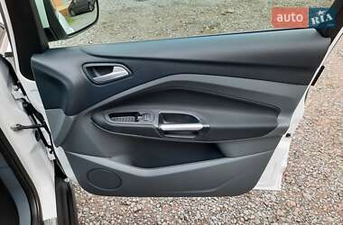 Мінівен Ford C-Max 2011 в 