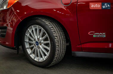 Мінівен Ford C-Max 2013 в 
