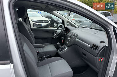 Минивэн Ford C-Max 2006 в 