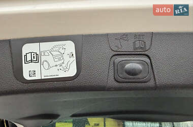 Минивэн Ford C-Max 2013 в 