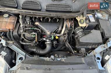 Минивэн Ford C-Max 2004 в 