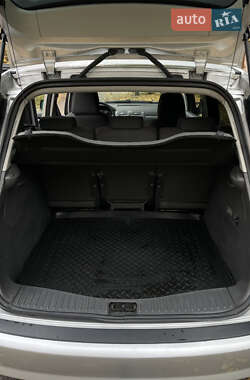 Минивэн Ford C-Max 2009 в 
