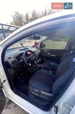 Мінівен Ford C-Max 2010 в 