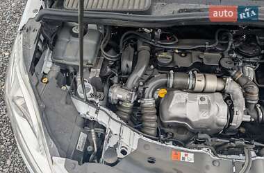 Мінівен Ford C-Max 2014 в 