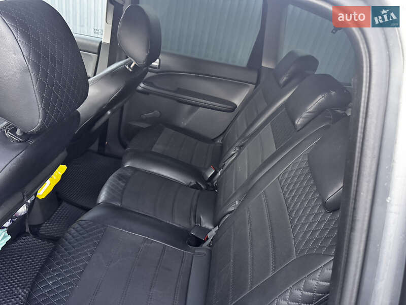 Минивэн Ford C-Max 2004 в Черновцах