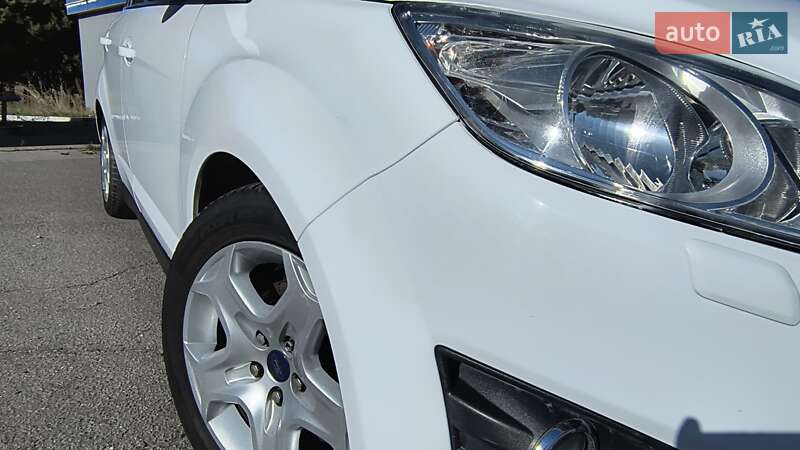 Минивэн Ford C-Max 2010 в Золочеве
