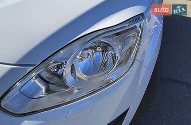 Мінівен Ford C-Max 2010 в 
