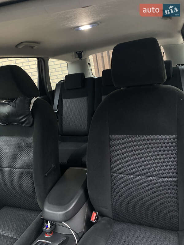 Минивэн Ford C-Max 2008 в Киеве фото 8 Минивэн Ford C-Max 2008 в Киеве