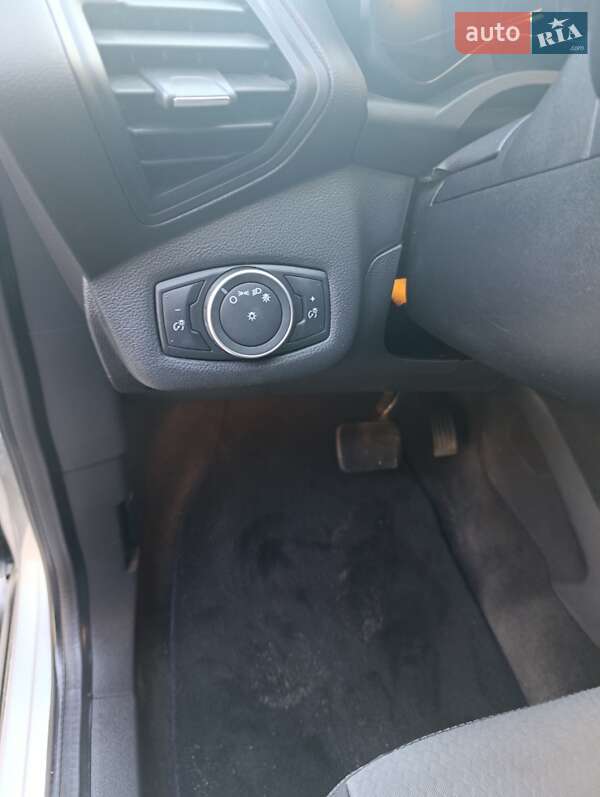 Минивэн Ford C-Max 2017 в Хмельницком фото 32 Минивэн Ford C-Max 2017 в Хмельницком