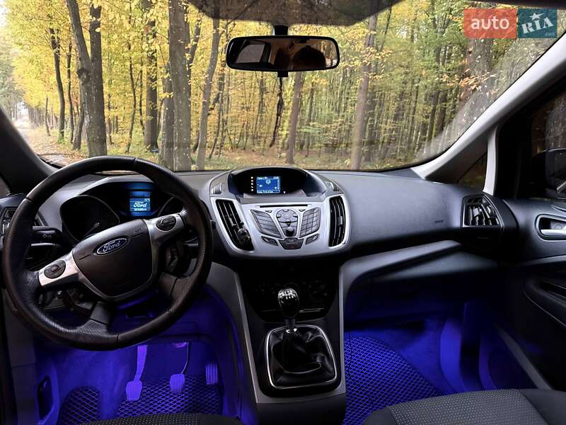 Минивэн Ford C-Max 2010 в Луцке