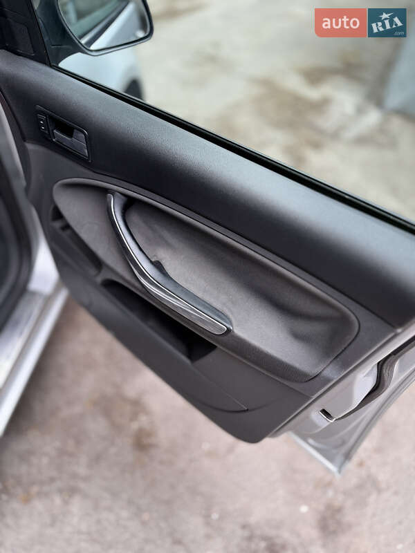 Мінівен Ford C-Max 2008 в Волочиську