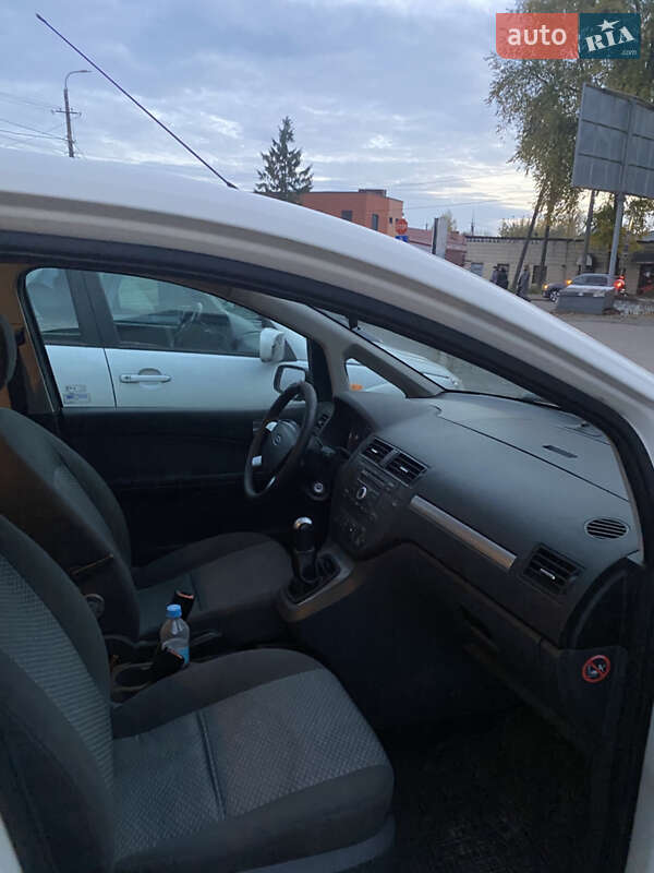Мінівен Ford C-Max 2003 в Рівному