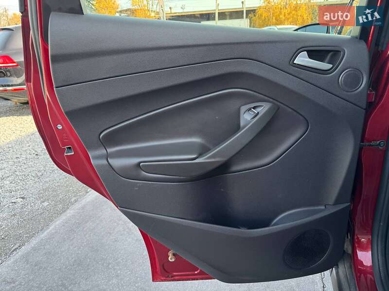 Минивэн Ford C-Max 2016 в Ровно