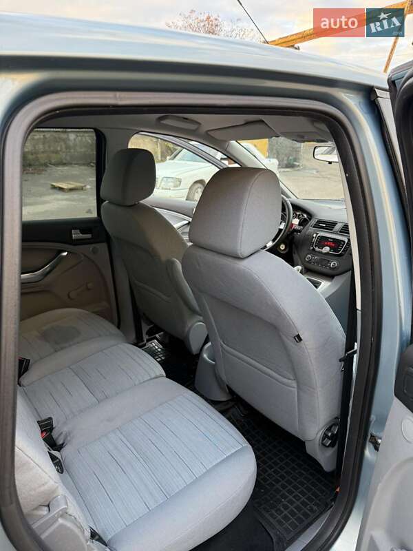 Минивэн Ford C-Max 2009 в Калиновке