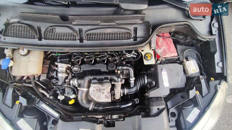 Мінівен Ford C-Max 2010 в Києві