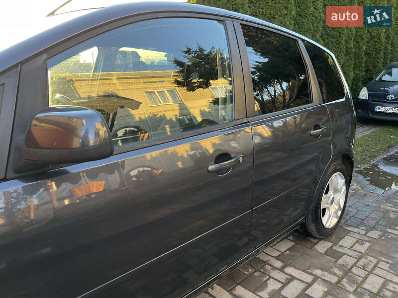 Минивэн Ford C-Max 2009 в Львове