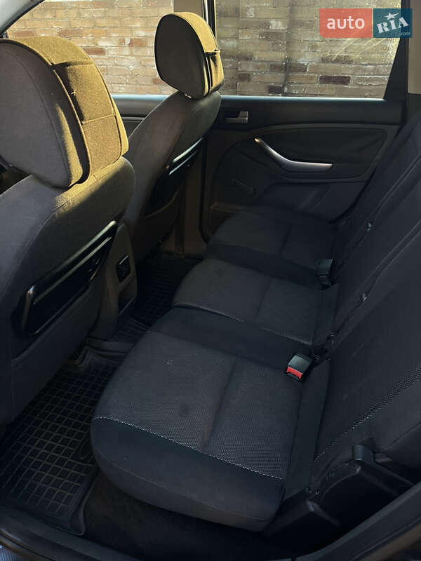 Минивэн Ford C-Max 2009 в Львове