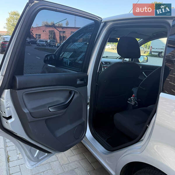 Мінівен Ford C-Max 2009 в Житомирі