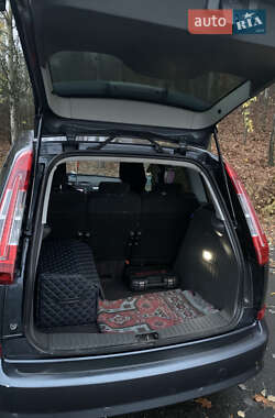 Минивэн Ford C-Max 2009 в Снятине