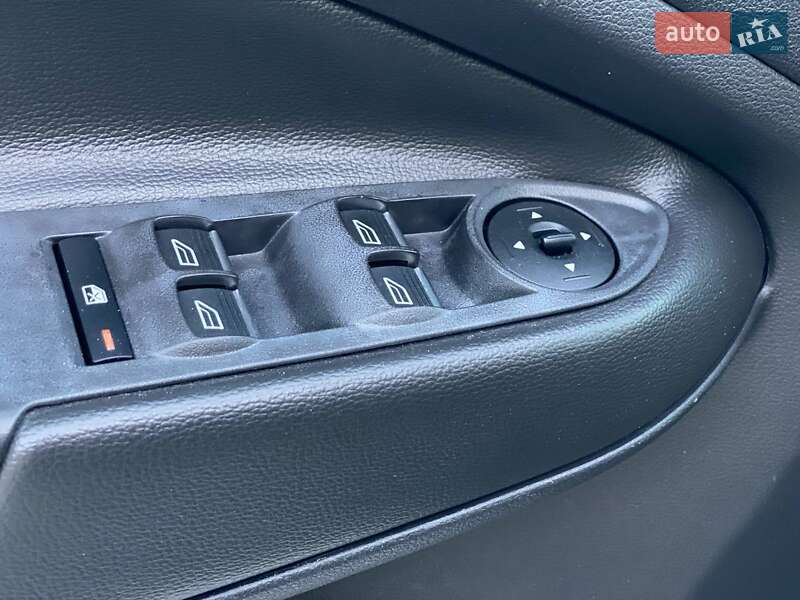 Минивэн Ford C-Max 2018 в Киеве