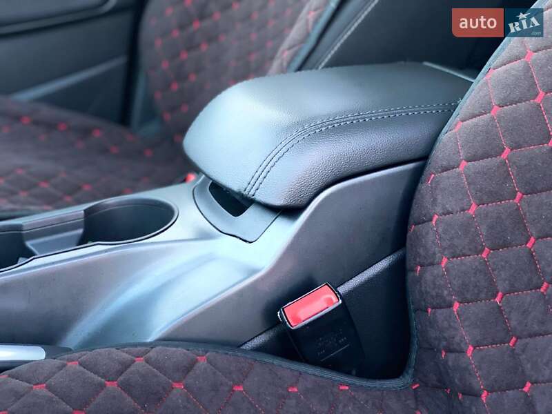 Минивэн Ford C-Max 2018 в Киеве