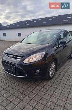 Минивэн Ford C-Max 2015 в Пулинах