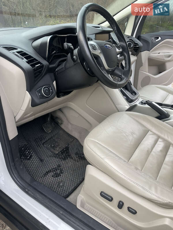 Минивэн Ford C-Max 2015 в Обухове