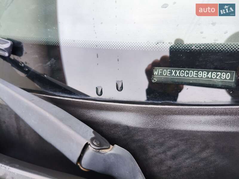 Минивэн Ford C-Max 2009 в Нетешине