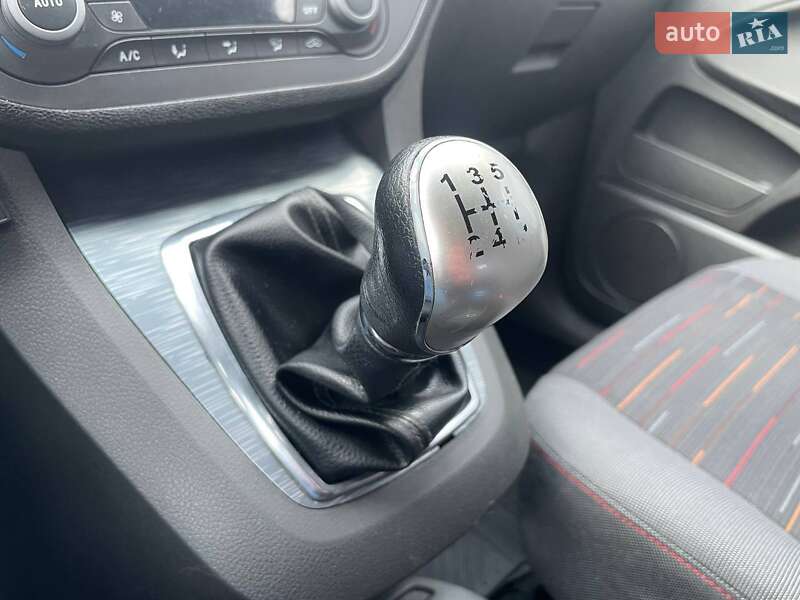 Минивэн Ford C-Max 2008 в Киеве фото 25 Минивэн Ford C-Max 2008 в Киеве