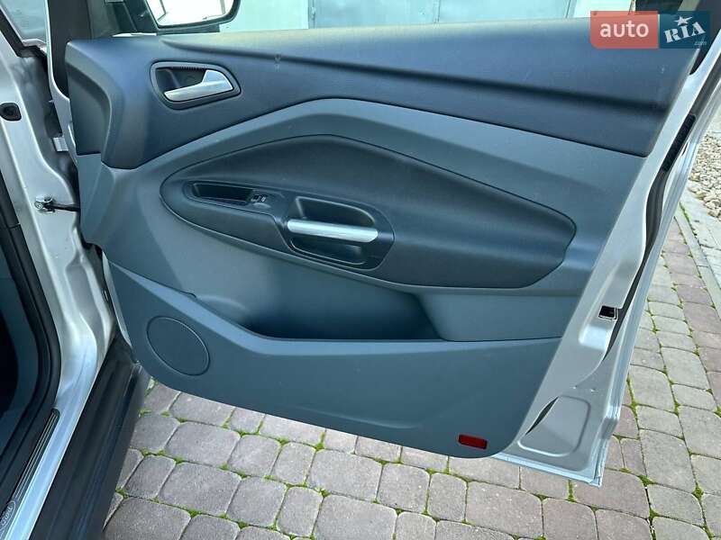 Минивэн Ford C-Max 2012 в Стрые фото 30 Минивэн Ford C-Max 2012 в Стрые