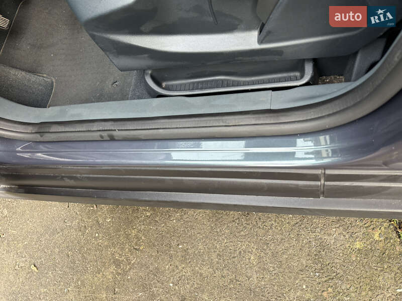 Минивэн Ford C-Max 2012 в Киеве фото 30 Минивэн Ford C-Max 2012 в Киеве