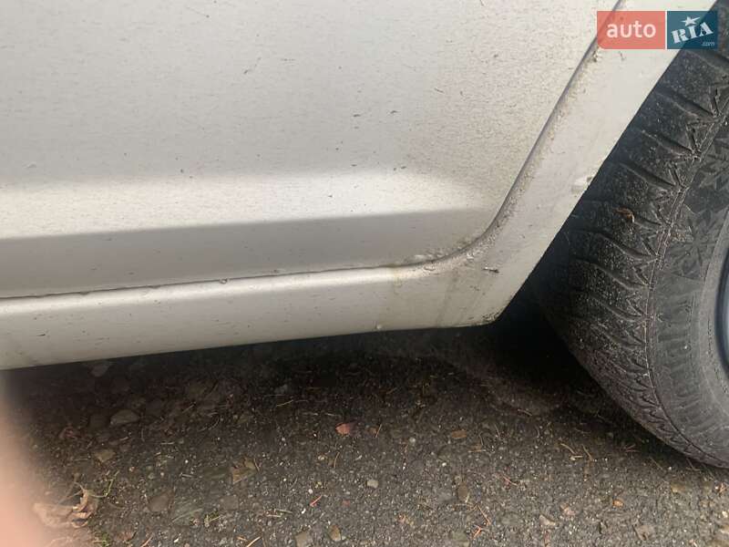 Минивэн Ford C-Max 2003 в Луцке фото 5 Минивэн Ford C-Max 2003 в Луцке