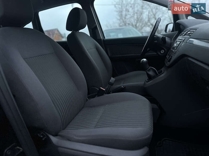 Минивэн Ford C-Max 2005 в Виннице