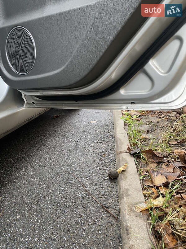 Минивэн Ford C-Max 2008 в Виннице фото 15 Минивэн Ford C-Max 2008 в Виннице