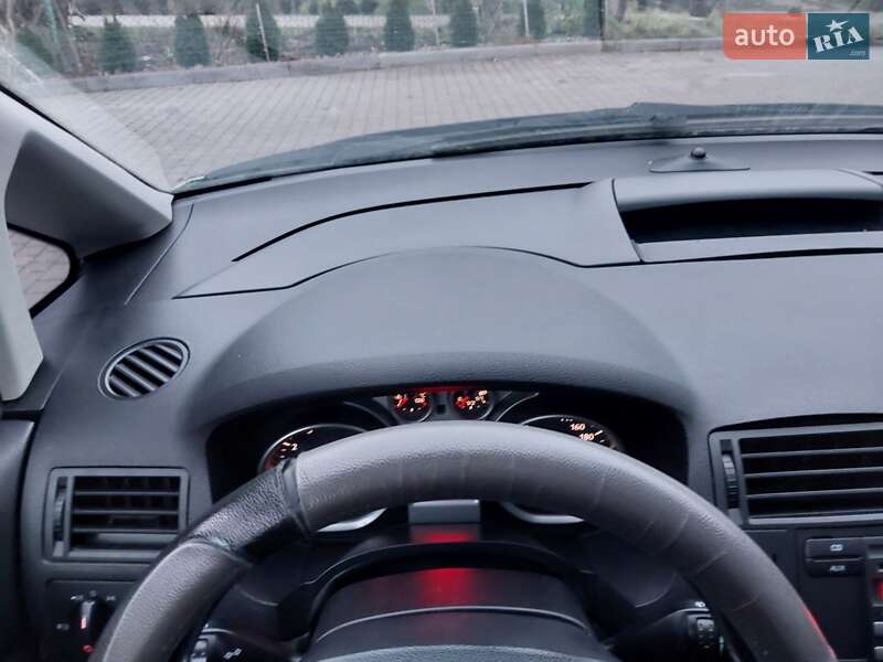 Минивэн Ford C-Max 2010 в Жидачове